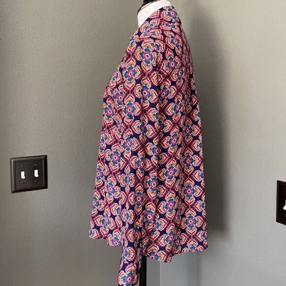 Express The Portofino Long Sleeve Button Down Blouse Floral - Picture 9 of 12
